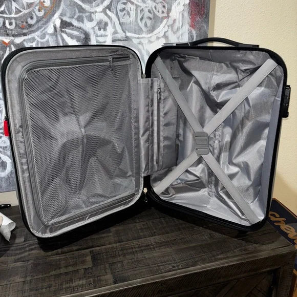 Samsonite Omni PC Hardside Expandable Luggage w/Spinner Wheel Carry-On 20 inch - Picture 4 of 5